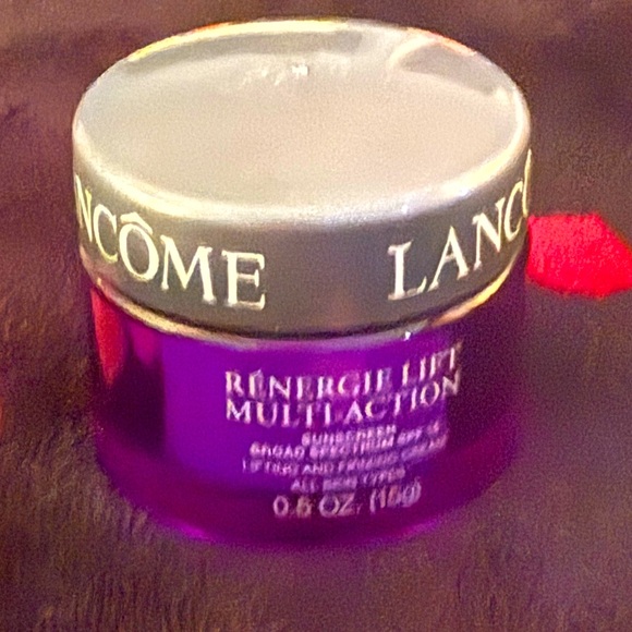 Lancôme Renergie Lift Multi-Action Cream - 0.5 Oz (15g) - New